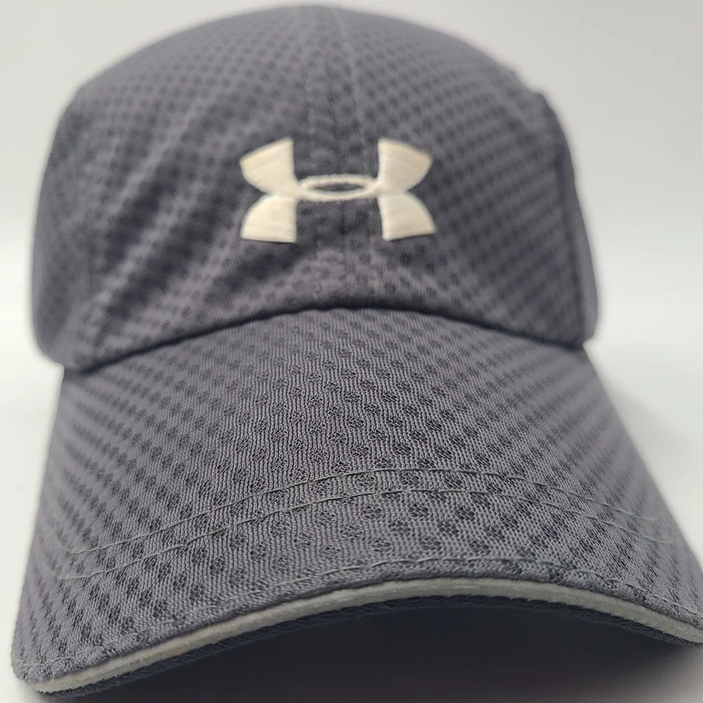 Under Armour Hat Adjustable 4 Panel‎ Gray White Jersey Mesh Performance Running